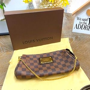 Authentic LOUIS VUITTON Damier Ebene Eva Clutch In Excellent Condition